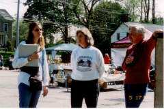 DanaChrisKeithFleaMarket